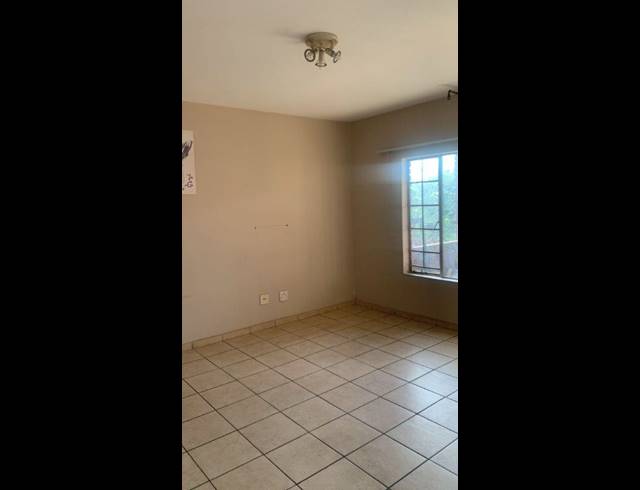 2 BEDROOM APARTMENT FOR SALE IN PRETORIA WEST
